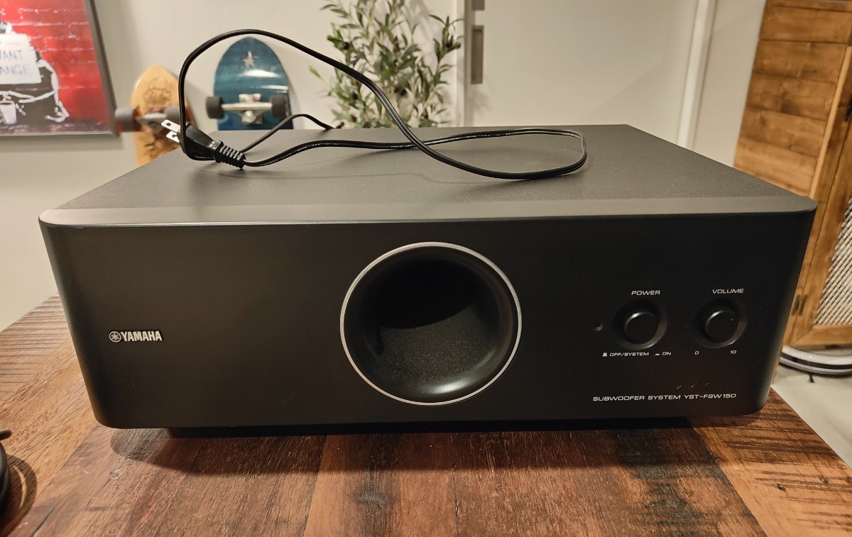 送料無料 YAMAHA ヤマハ サブウーファー yst-fsw150 sony jbl 10 送料無料 YAMAHA ヤマハ サブウーファー yst-fsw150 sony jbl 10