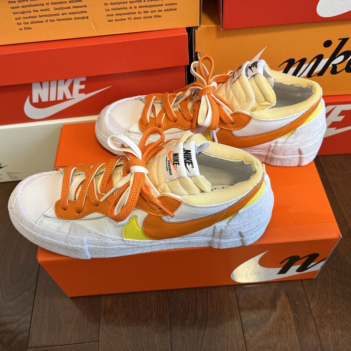 SACAI NIKE BLAZER LOW サカイ　ナイキ ブレーザー　ロー　マグマオレンジ　MAGMA ORANGE  26.5