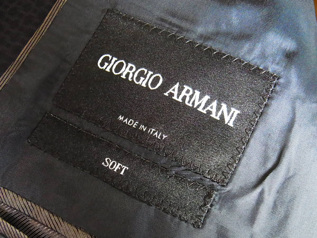 美品 正規 GIORGIO ARMANI ジョルジオアルマーニ SOFT 黒ラベル 織柄 上質ウール テーラードジャケット 黒 サイズ52_画像6