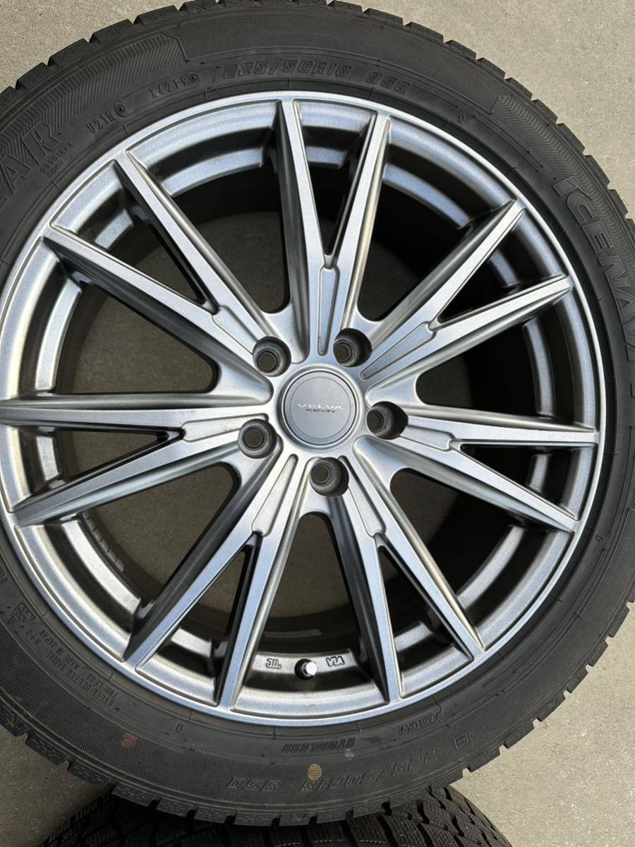 スタッドレスタイヤホイールセット　グッドイヤー アイスナビ7 225/50R18 トヨタ　CHR 4本セット　中古　weds ウェッズ スタッドレス_画像4