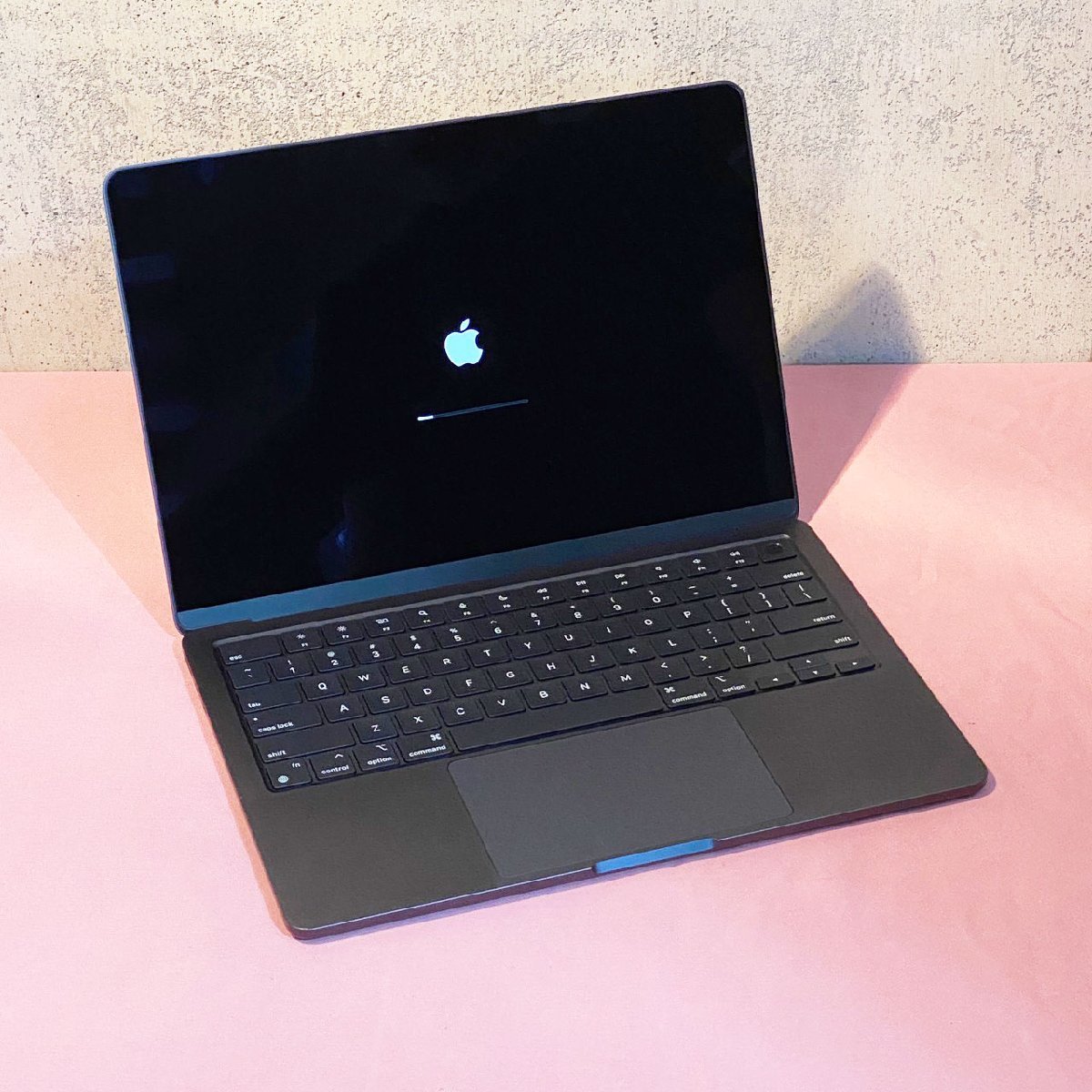 MacBook Air M2 15インチ 使用頻度少なめ(充放電回数15 MacBook Air M2 15インチ 使用頻度少なめ(充放電回数15