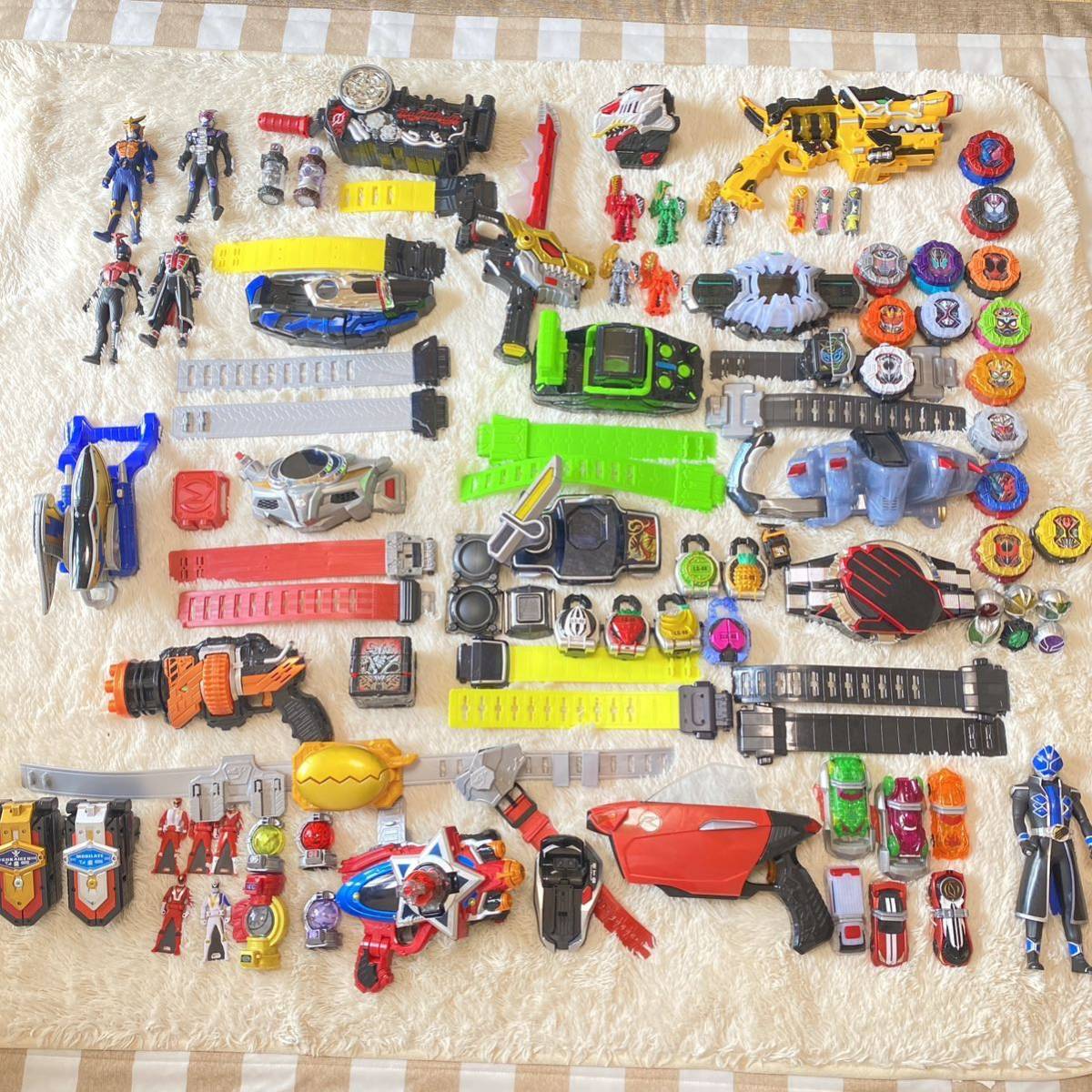 圧巻の量】 仮面ライダー スーパー戦隊 変身ベルト 変身アイテム 圧巻の量】 仮面ライダー スーパー戦隊 変身ベルト 変身アイテム