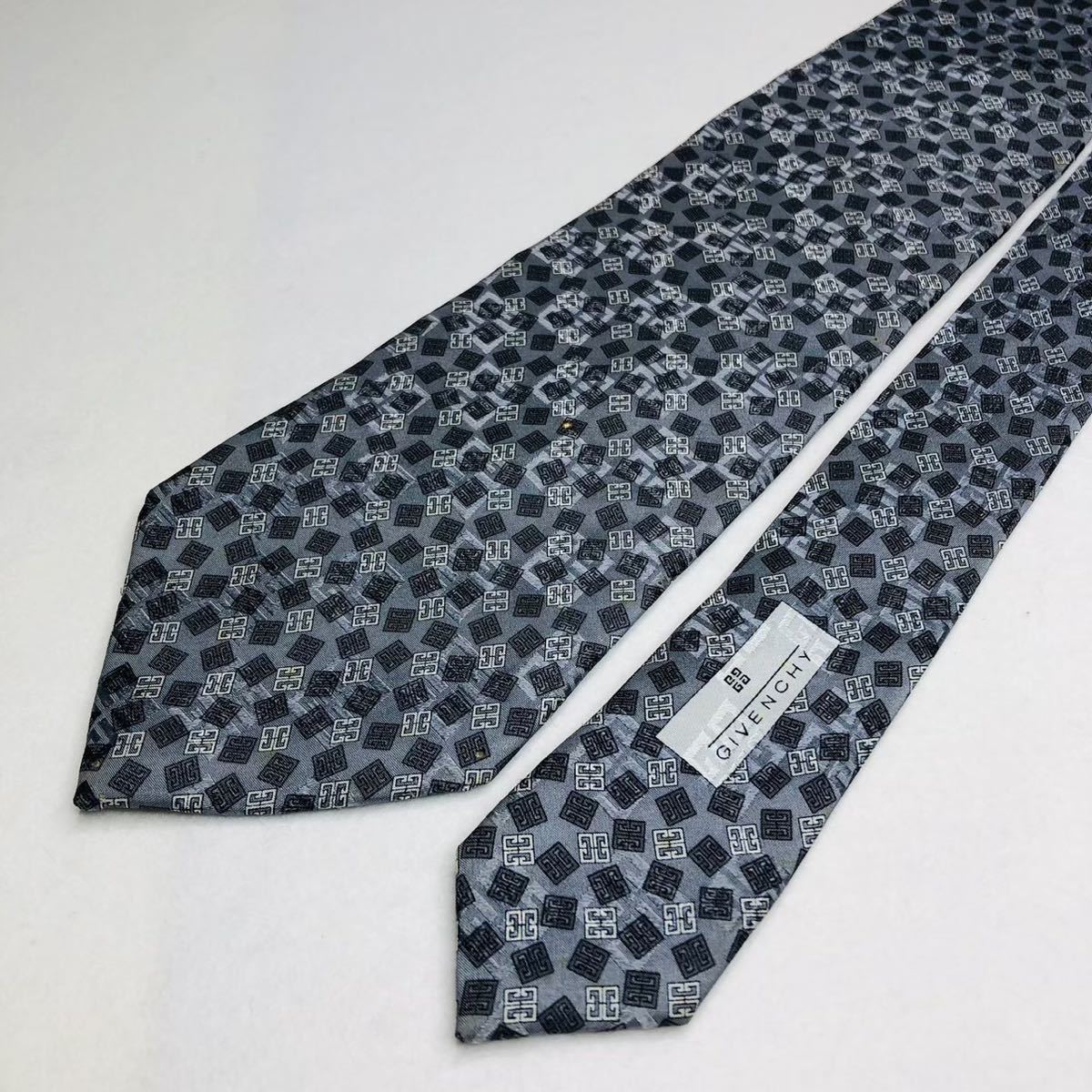 最新作 GIVENCHYジバンシー ネクタイ ハイブランド ロゴ柄グレー 高級
