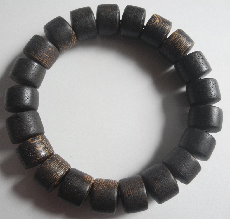  Vietnam production . tree .. bracele beads genuine article good quality superior article! 30g 8mm.. fragrance agarwood fragrance aroma healing ( inspection Buddhist altar fittings water ...agarwood