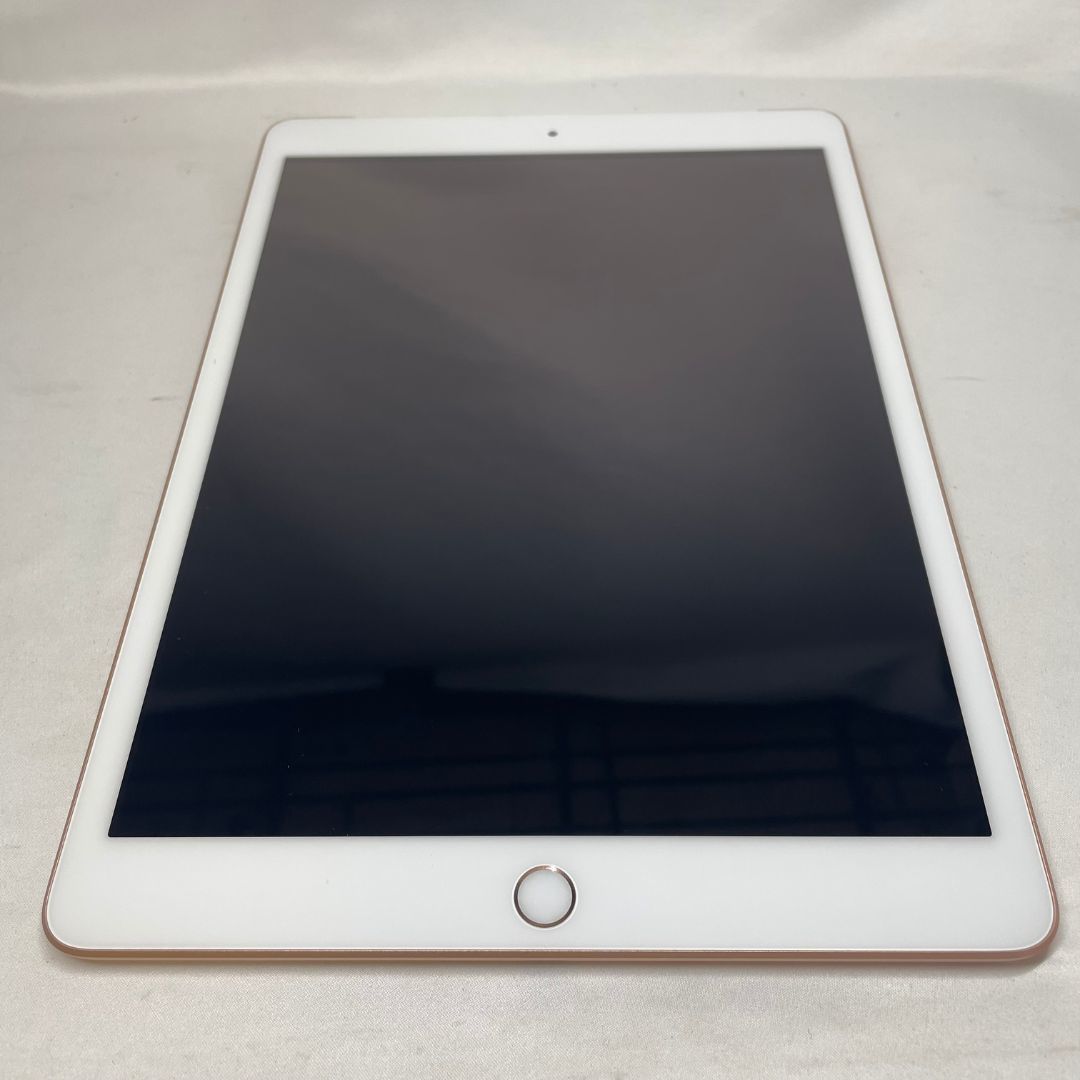 2022年春の 32GB Wi-Fi+Cellular 8 【中古品】iPad SoftBank ⑤ A2429