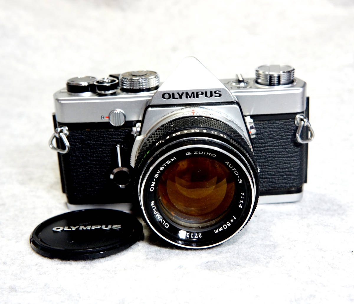 公式の店舗 OLYMPUS OM-1 オリンパス フィルム一眼レフ 1.4レンズ付