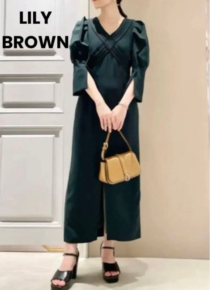 LILY BROWN クロスデザインストレートワンピース グリーン