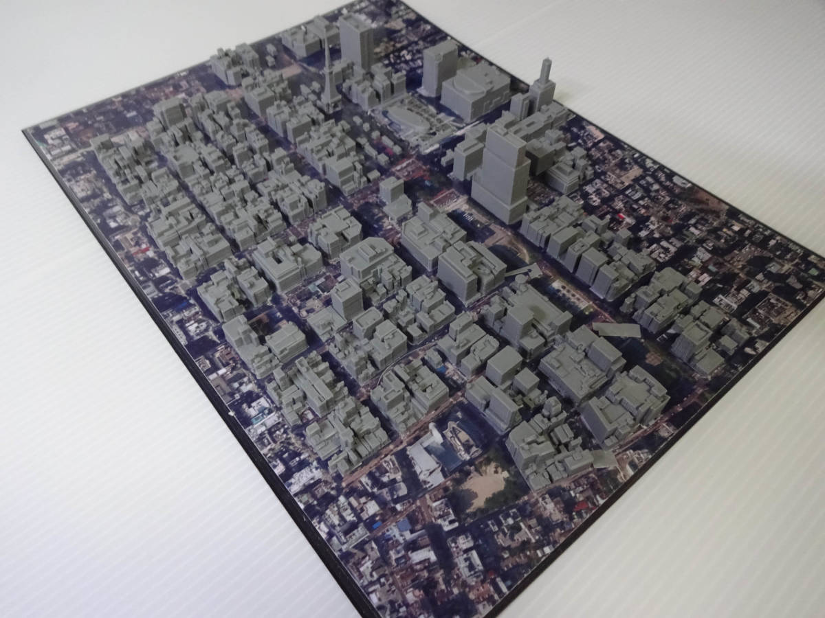 名古屋市栄周辺 国土交通省の整備した3D都市データを活用した都市模型 組立済 スケール1/4000 (透明ケース付) - 建築物 名古屋市栄周辺 国土交通省の整備した3D都市データを活用した都市模型 組立済 スケール1/4000 (透明ケース付) - 建築物