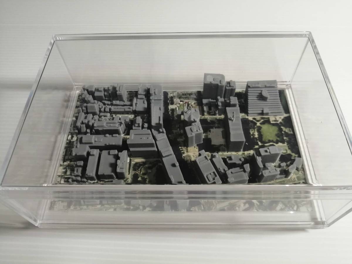 福岡天神　国土交通省の整備した３D都市データを活用した都市模型　完成品透明ケース付属_画像1