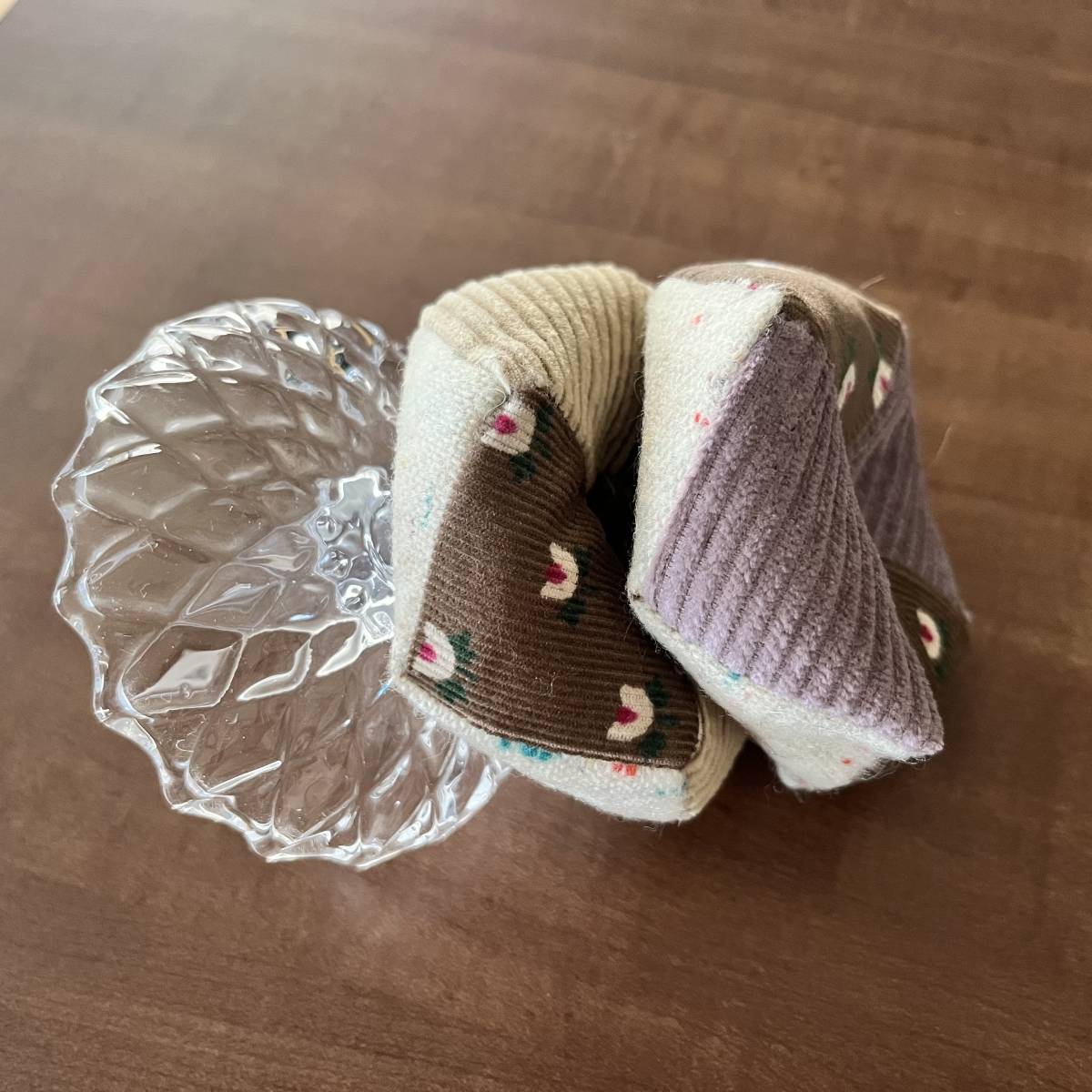 ◎ハンドメイド◎手のひらサイズのピンクッション 針山 針刺し ビスコーニュデザイン♪ 2点セット ★カントリーフラワー①★_画像6