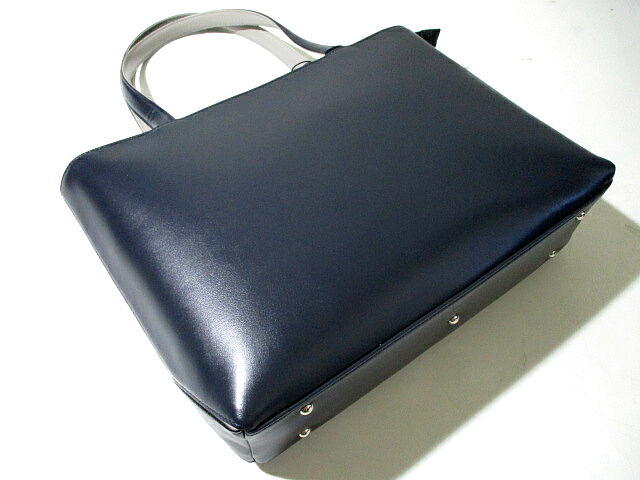  новый товар # быстрое решение дешевый! обычная цена 36300 иен izito итальянский кожа большая сумка плечо портфель натуральная кожа темно-синий IS/IT 932701