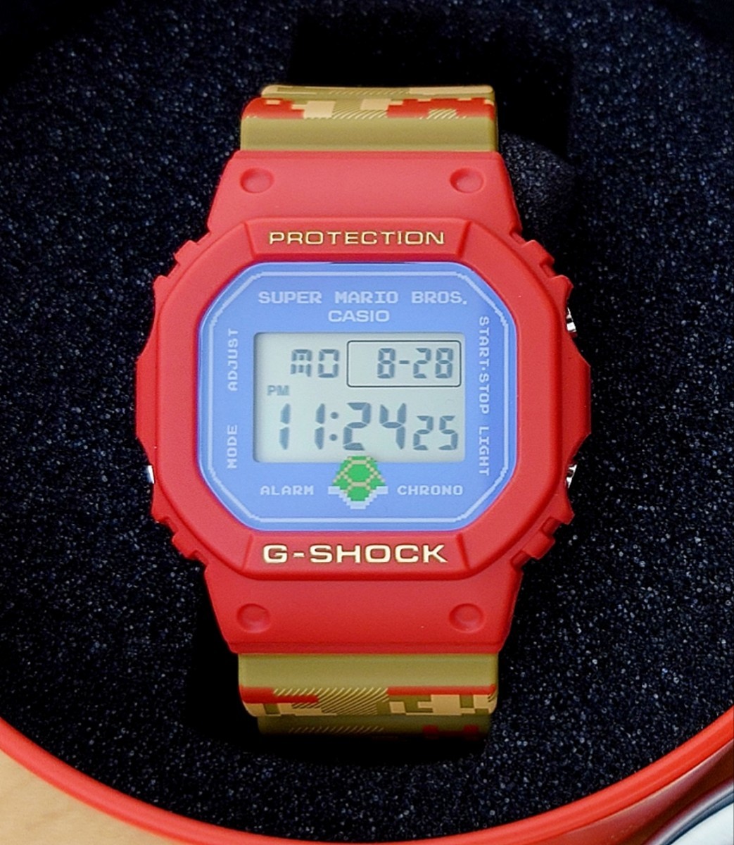 G-SHOCK × SUPER MARIO BROS. DW-5600SMB-4JR Super Mario Brothers