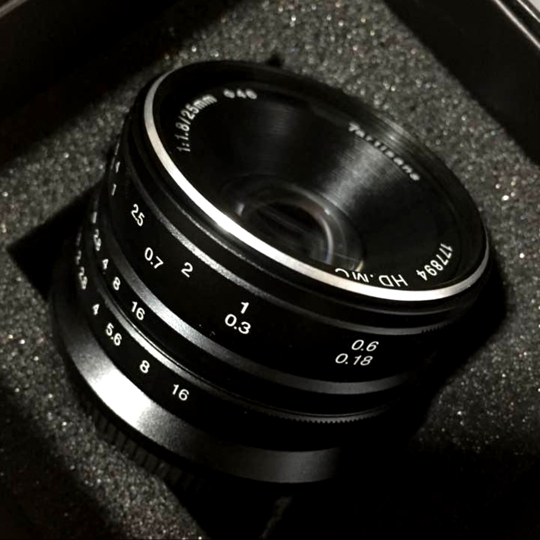 ヤフオク! - 単焦点レンズ 25mm F1.8 ブラック FUJIFILMミラ