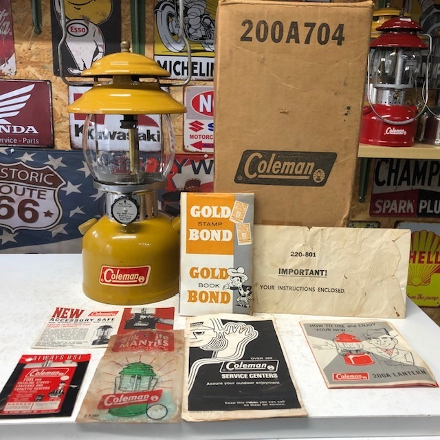 Coleman Coleman фонарь 1972 год 5 месяц 200A704 box ввод Gold скрепление инструкция и т.п. коробка руководство пользователя подготовлен 
