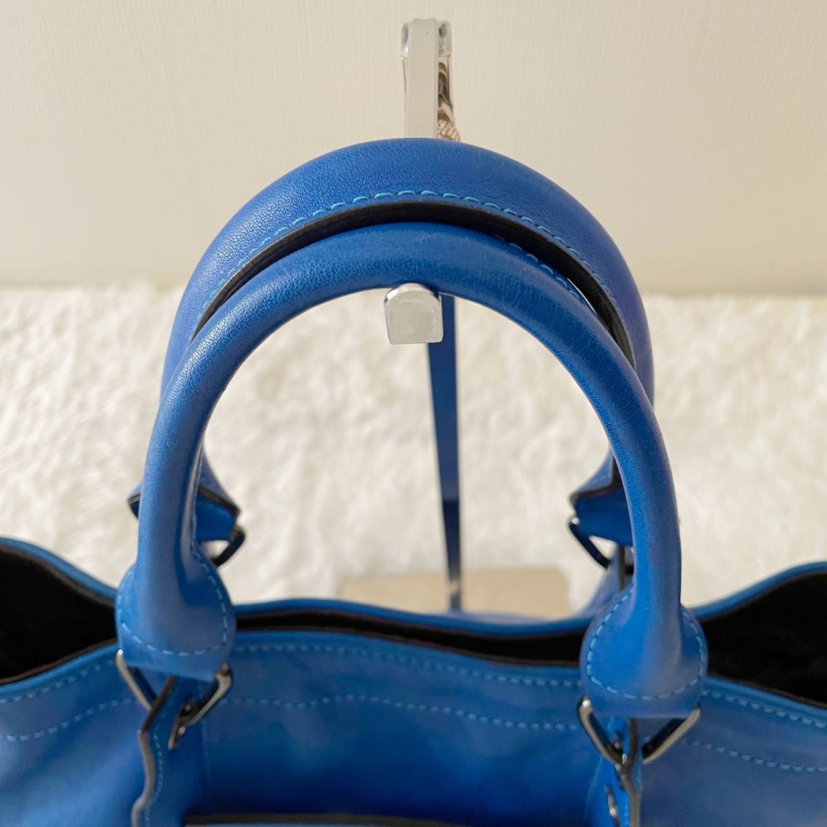 【美品・希少】LONGCHAMP　ショルダーバッグ　2way　刺繍　レザー　青　ブルー　ハンドバッグ　ロンシャン