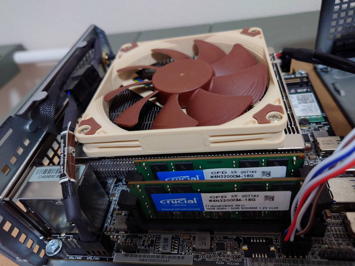 2022A/W新作☆送料無料】 Deskmini ASRock A300 メモリ16GB2枚 3400G 5