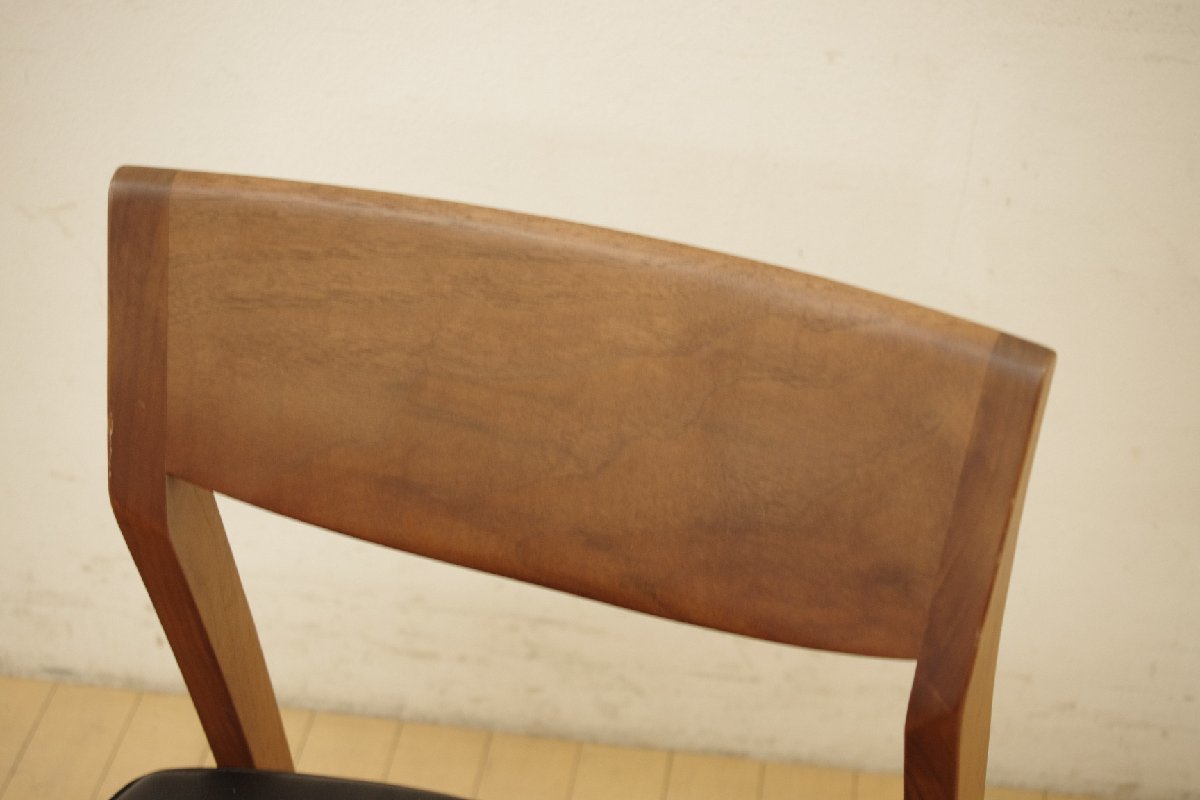 展示品 KASHIWA 柏木工 ダイニングチェア ELES エレス NDC31W 展示品 KASHIWA 柏木工 ダイニングチェア ELES エレス NDC31W