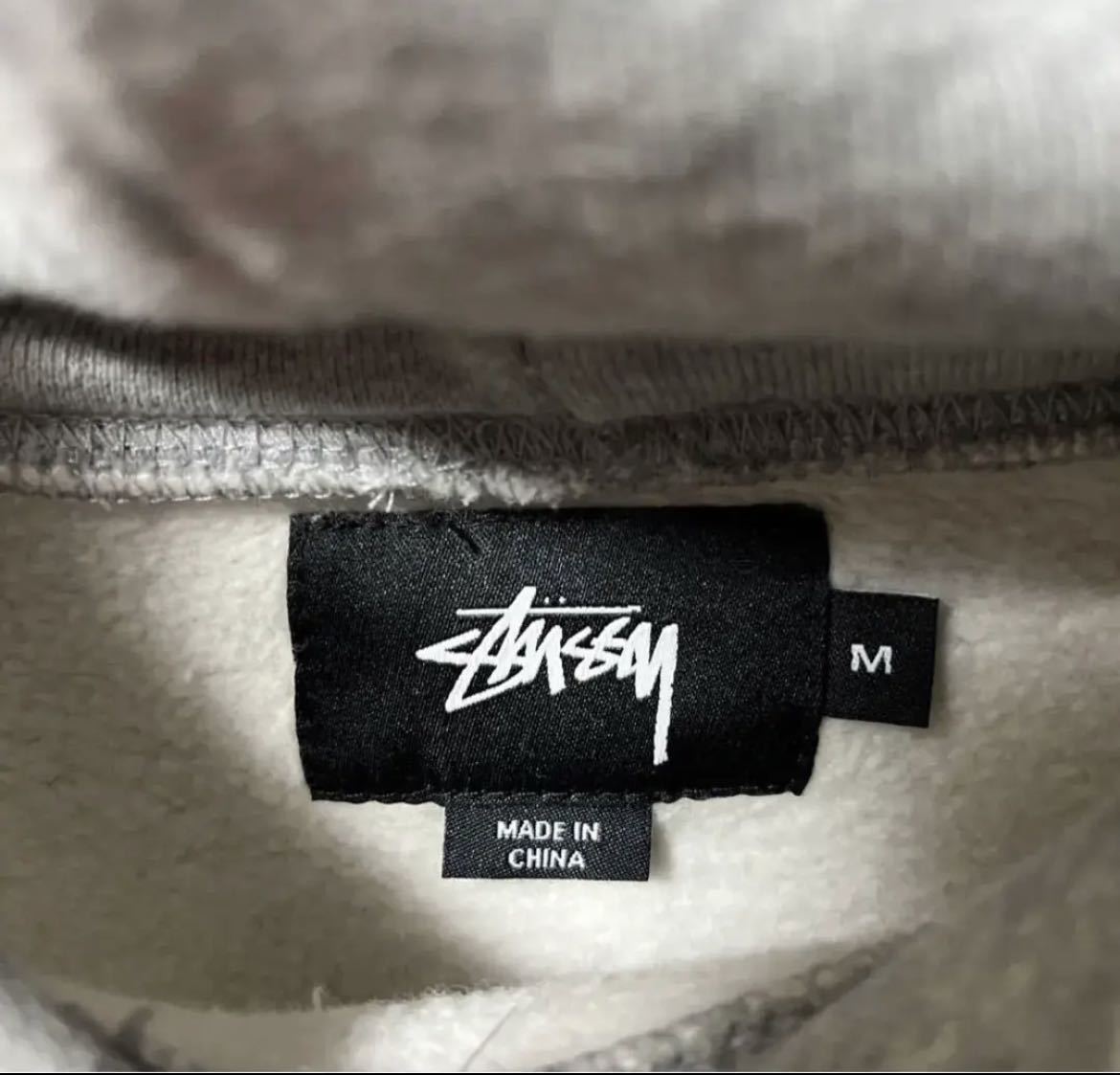 stussy ステューシー 長袖 パーカー スウェット プルオーバー デカロゴ