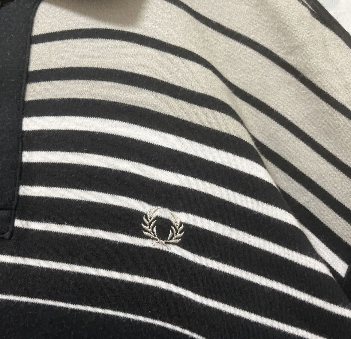 FRED PERRY フレッドペリー ワンポイントロゴ シンプルロゴ 刺繍 ポロシャツ サイズL 半袖 ブラック リブライン 日本製 ボーダー 送料無料