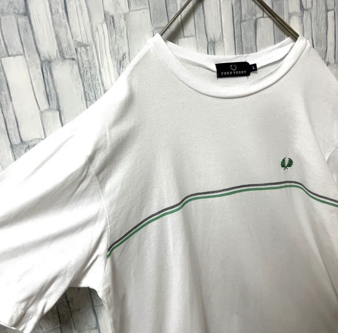 FRED PERRY フレッドペリー 半袖 Tシャツ サイズL ホワイト シンプルロゴ ワンポイントロゴ 刺繍ロゴ 送料無料_画像5