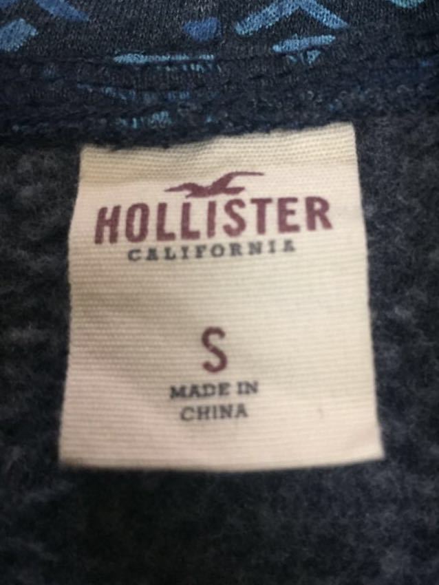 ホリスター HOLLISTER 【美品】 【おすすめ】 トレーナー パーカー フード 長袖 ネイビー メンズ Sサイズ !●&