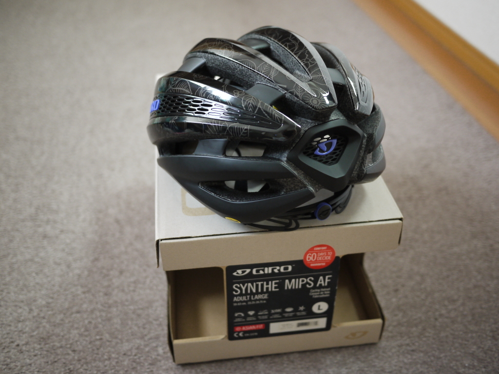 完売品！ 新品・未使用！ GIRO SYNTHE MIPS AF マットブラックフローラル シンセ ミップス アジアンフィット L size_画像3