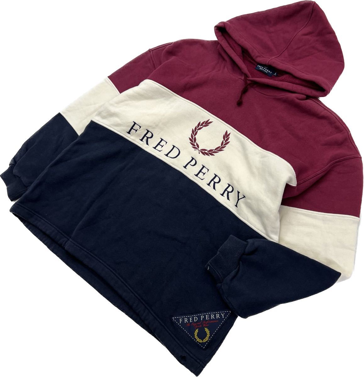 FRED PERRY ☆ トリコロール デザイン スウェット プルオーバー パーカー レッド ホワイト ネイビー L アメカジ 人気 フレッドペリー■G273_画像1