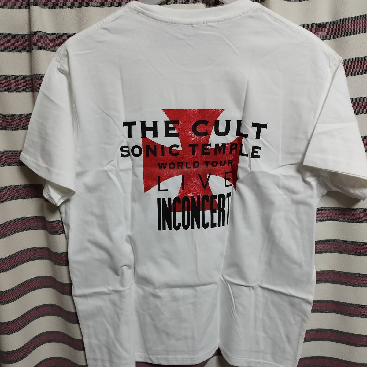 ザ・カルト (THE CULT ) バンドTシャツ バックプリントあり Lサイズ SONIC TEMPLE ガンズアンドローゼズ Guns N' Roses NIRVANAの画像3