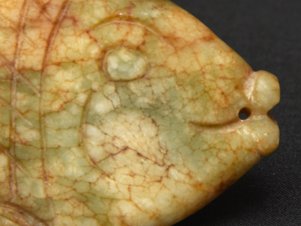 中国美術 翡翠細工 魚 サカナ オブジェ 10.5×4.2㎝ 重量62g 瑪瑙 中国美術 翡翠細工 魚 サカナ オブジェ 10.5×4.2㎝ 重量62g 瑪瑙