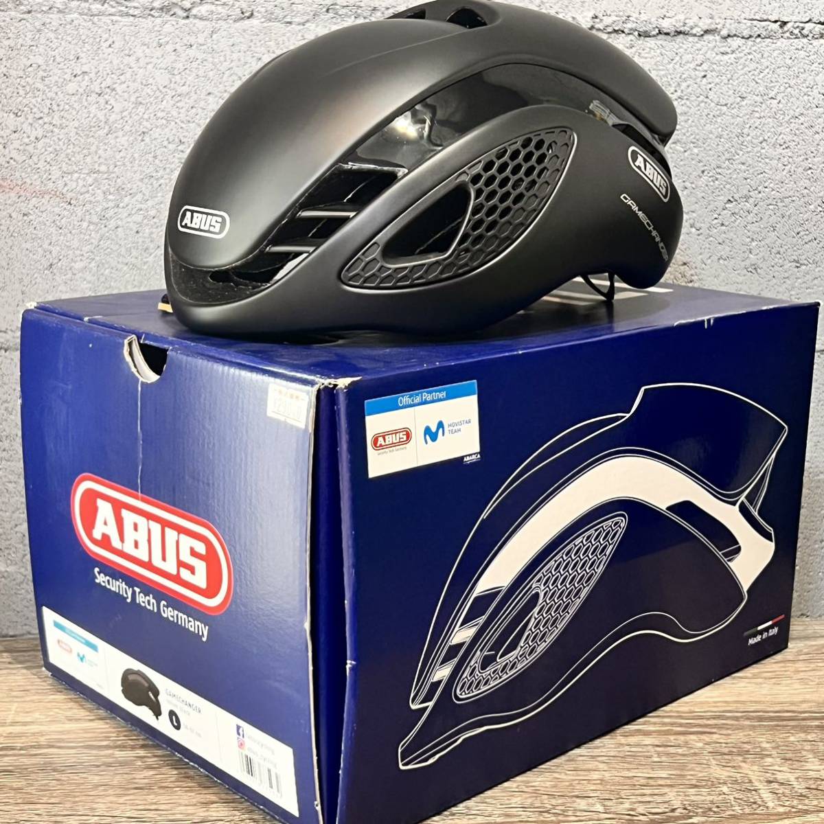 未使用品★ヘルメット 自転車 サイクリング Abus gamechanger Velvet Black - L サイズ(58-61) アブス ロードバイク クロスバイク