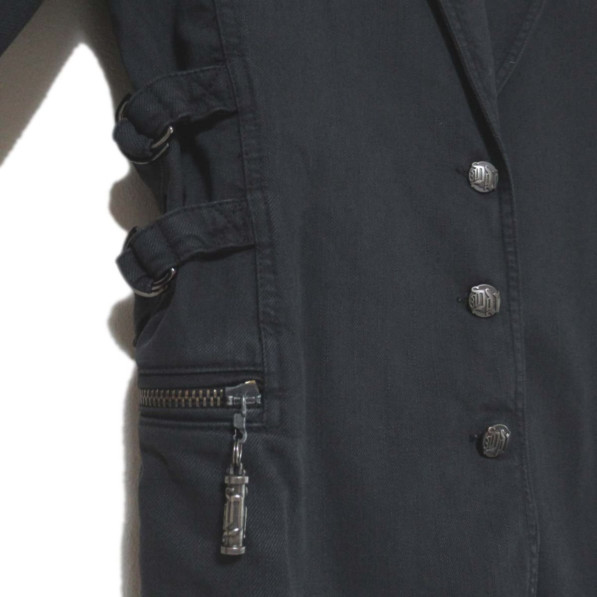 お得な情報満載 SIGNATURE JEANS VERSACE 美品 ヴェルサーチ ブラック