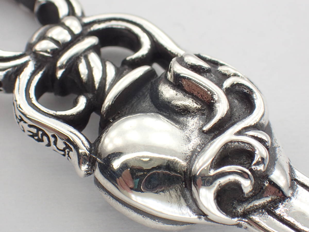 正規品CHROME HEARTS ★DAGGERハートペンダントトップ★　11.6g