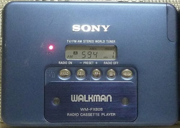 【ジャンク】SONY WM-FX808 WALKMAN ソニー ウォークマン 日本製 本体のみ ※商品説明、自己紹介欄必読※_画像1