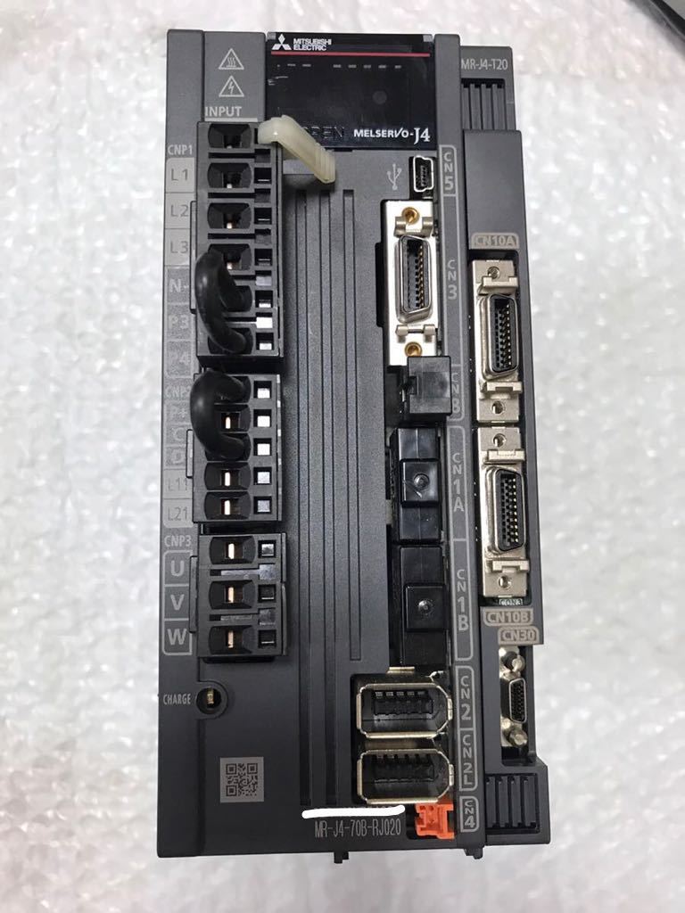 三菱電機 MITSUBISHI サーボアンプ MR-J4-70B-RJ020 とMR-J4-T20セット