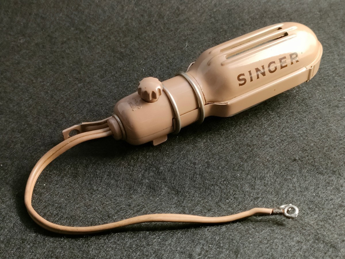 レトロ 美品 SINGER ミシン ライト シンガー ルームライトや レトロ 美品 SINGER ミシン ライト シンガー ルームライトや
