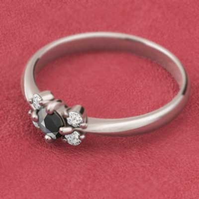 即出荷】 花 フラワー 5石 指輪 ブラックダイアモンド 18金ホワイト