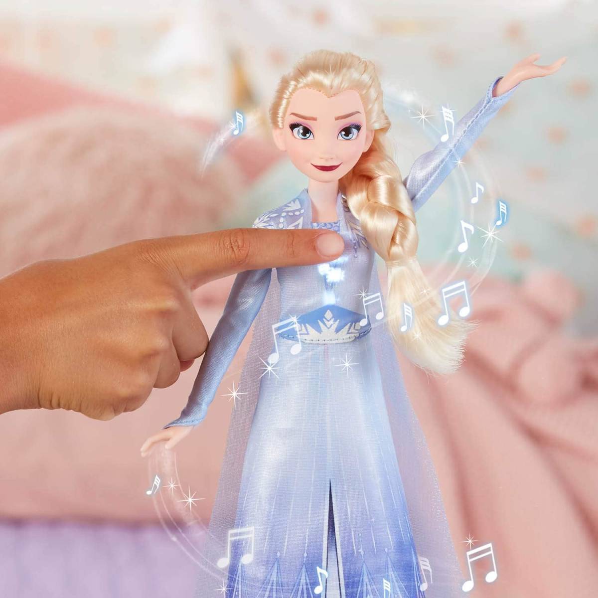 【未使用品】ディズニー　アナと雪の女王2　フィギュア　音が流れる　人形 Singing Elsa Musical Fashion Doll （並行輸入品）(Y-557)