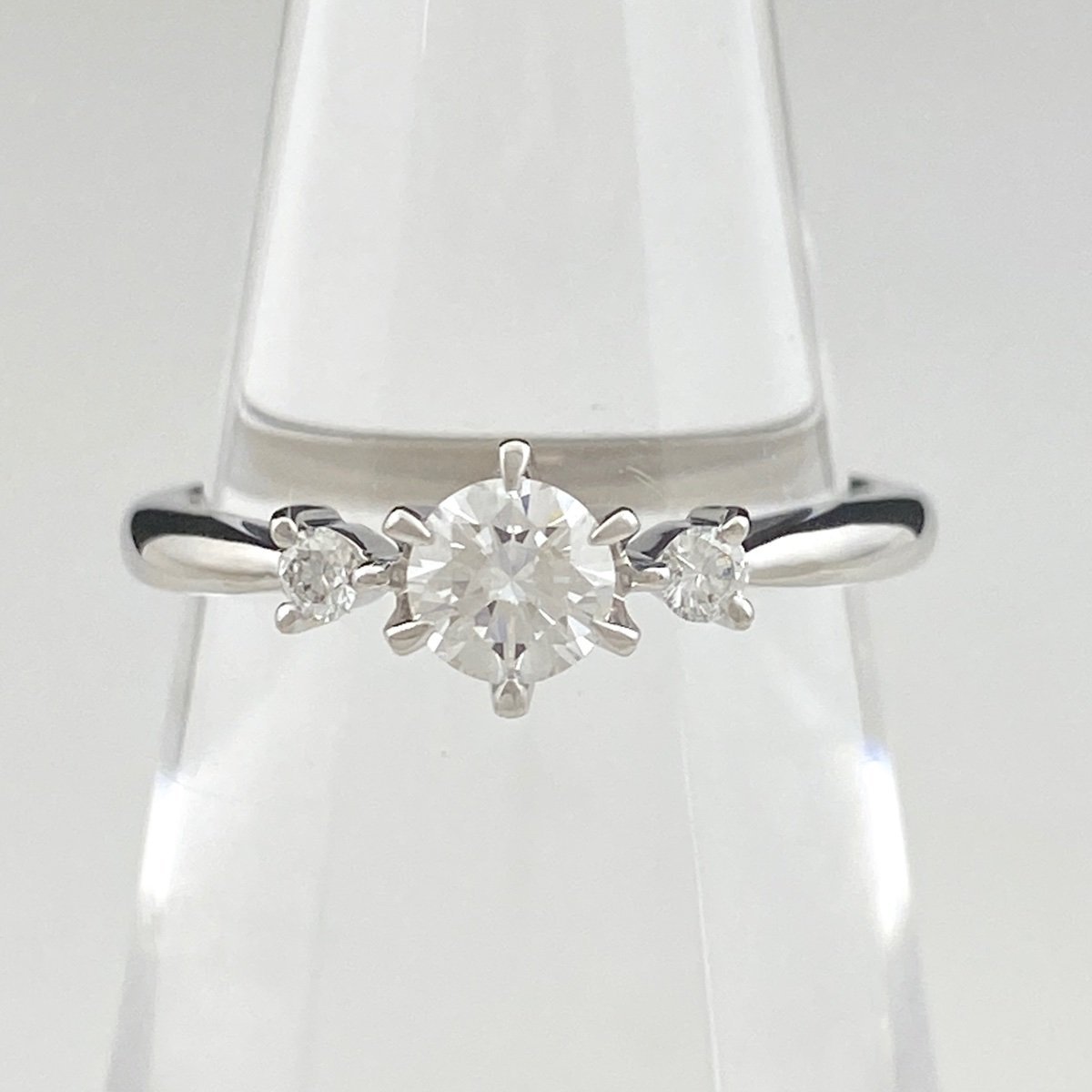 愛用 ダイヤモンド デザインリング プラチナ 指輪 メレダイヤ リング 9