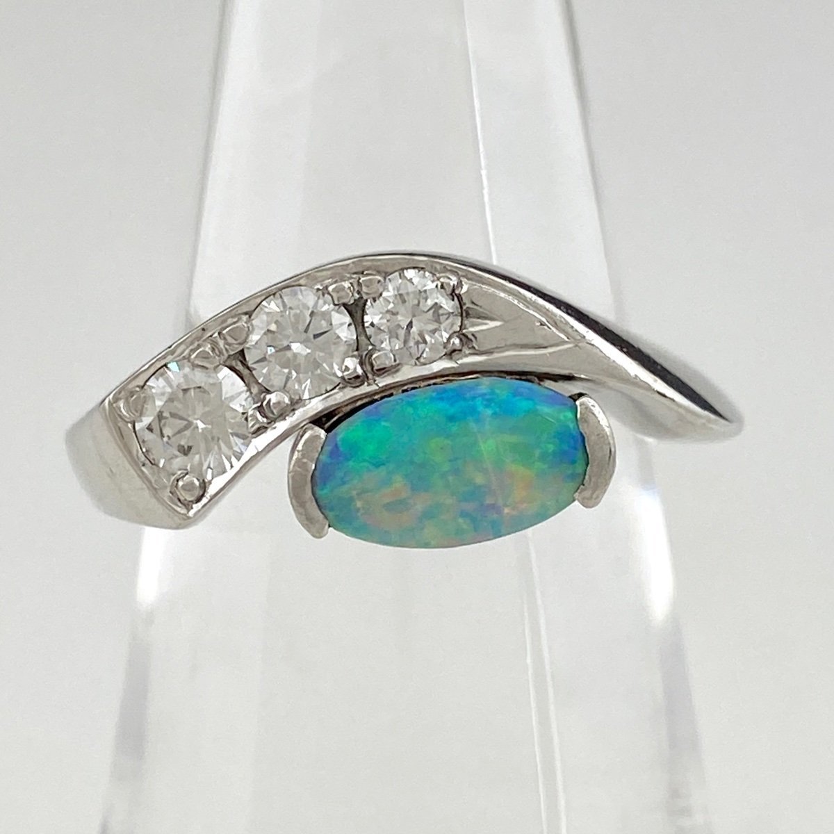 魅力の 指輪 プラチナ デザインリング ボルダーオパール メレダイヤ