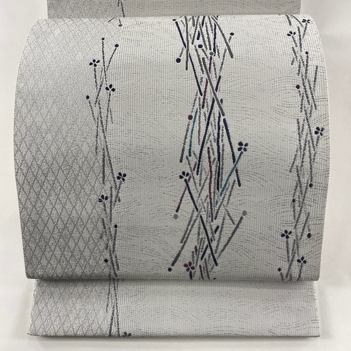 期間限定30%OFF! 袋帯 美品 【中古】 正絹 お太鼓柄 灰白 銀糸 幾何学