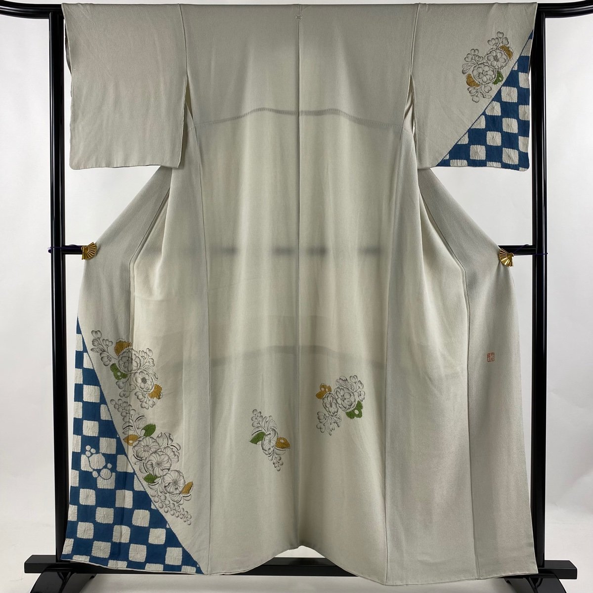 珍しい 付下げ 身丈157cm 【中古】 一つ紋 逸品 正絹 灰色 縮緬 絞り