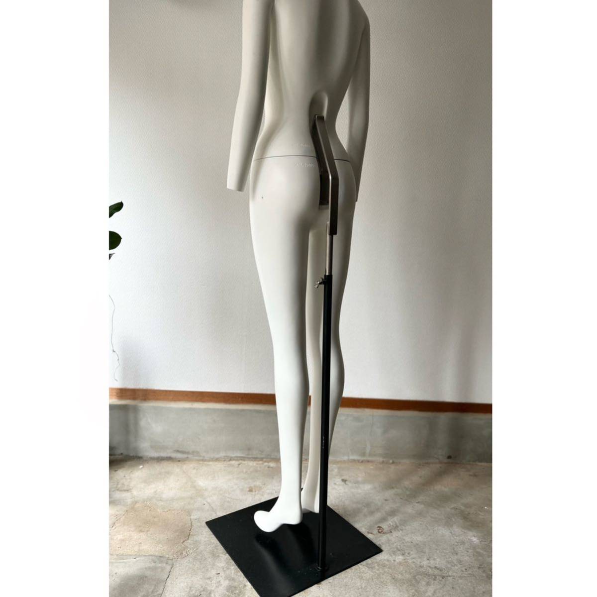 アパレル使用レディース婦人マネキン全身②/トルソー店舗什器 アパレル使用レディース婦人マネキン全身②/トルソー店舗什器
