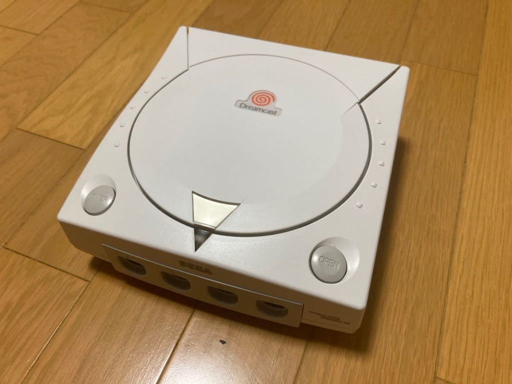 SEGA HKT-3000 ドリームキャスト本体・付属品一式 外箱・説明書あり付属品完品セット 使用感僅か 状態良好美品 動作確認済み