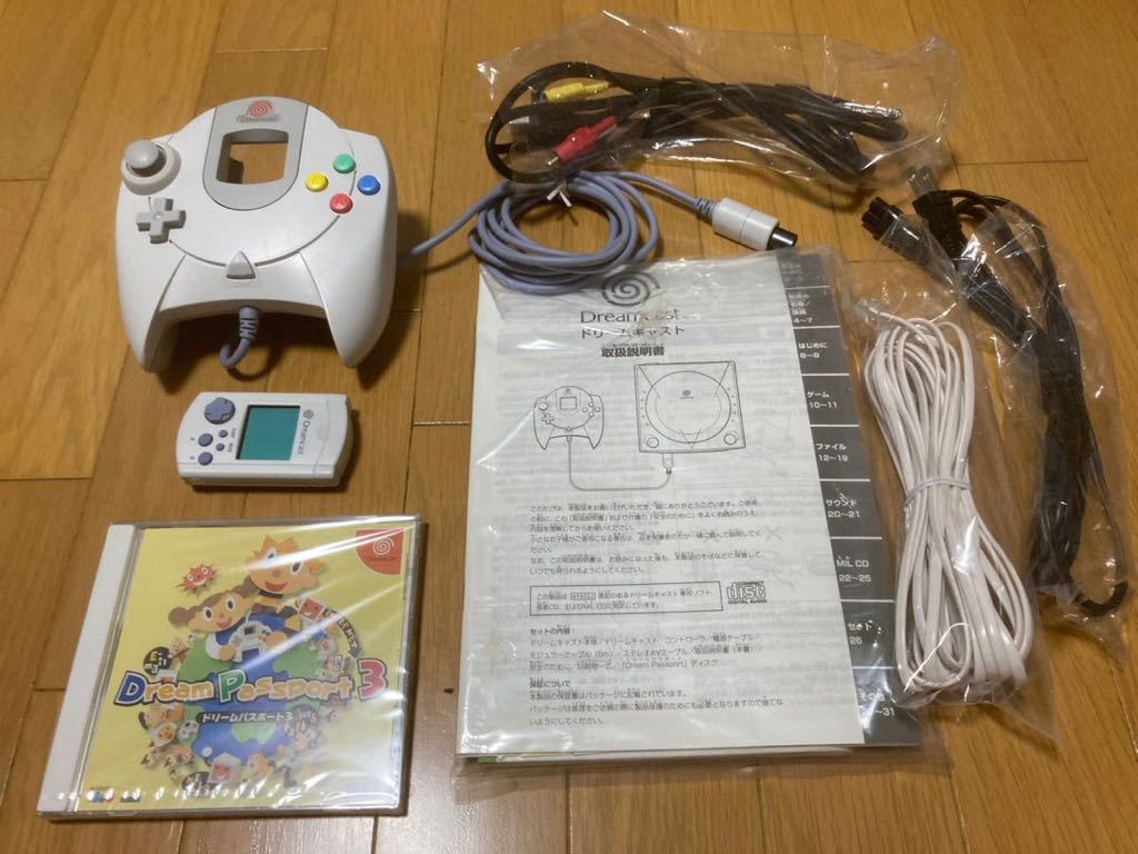 SEGA HKT-3000 ドリームキャスト本体・付属品一式 外箱・説明書あり付属品完品セット 使用感僅か 状態良好美品 動作確認済み