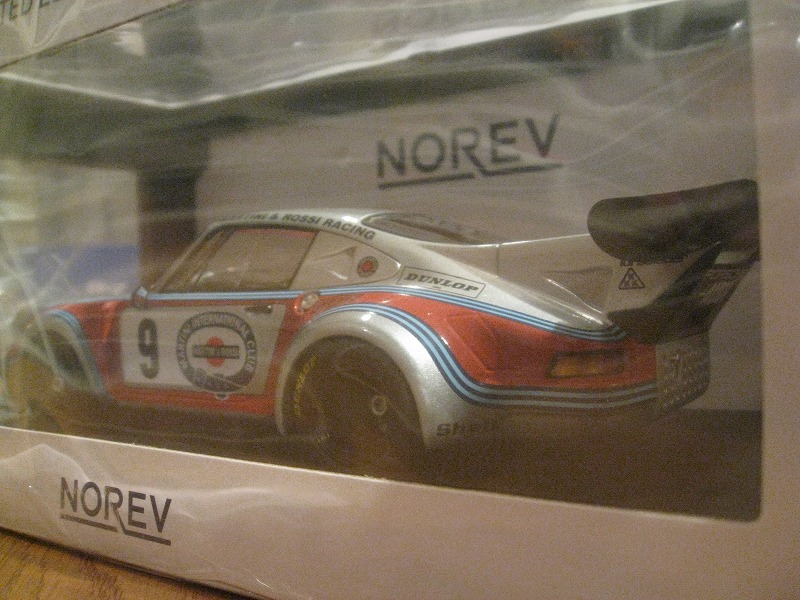 ok蔵出し★ドイツ限定ノレブ1/18ポルシェ911RSR#9 2nd Place ワトキンスグレン 1974 マルティニ 限定1000pcs☆_画像3