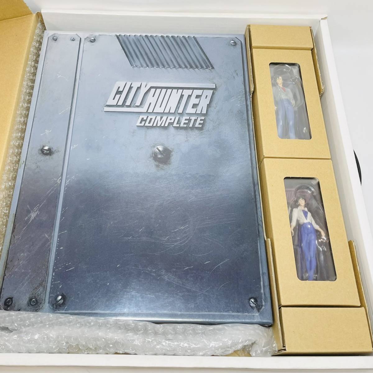 CITY HUNTER COMPLETE DVD-BOX〈完全予約生産限定・32枚組〉 商品细节