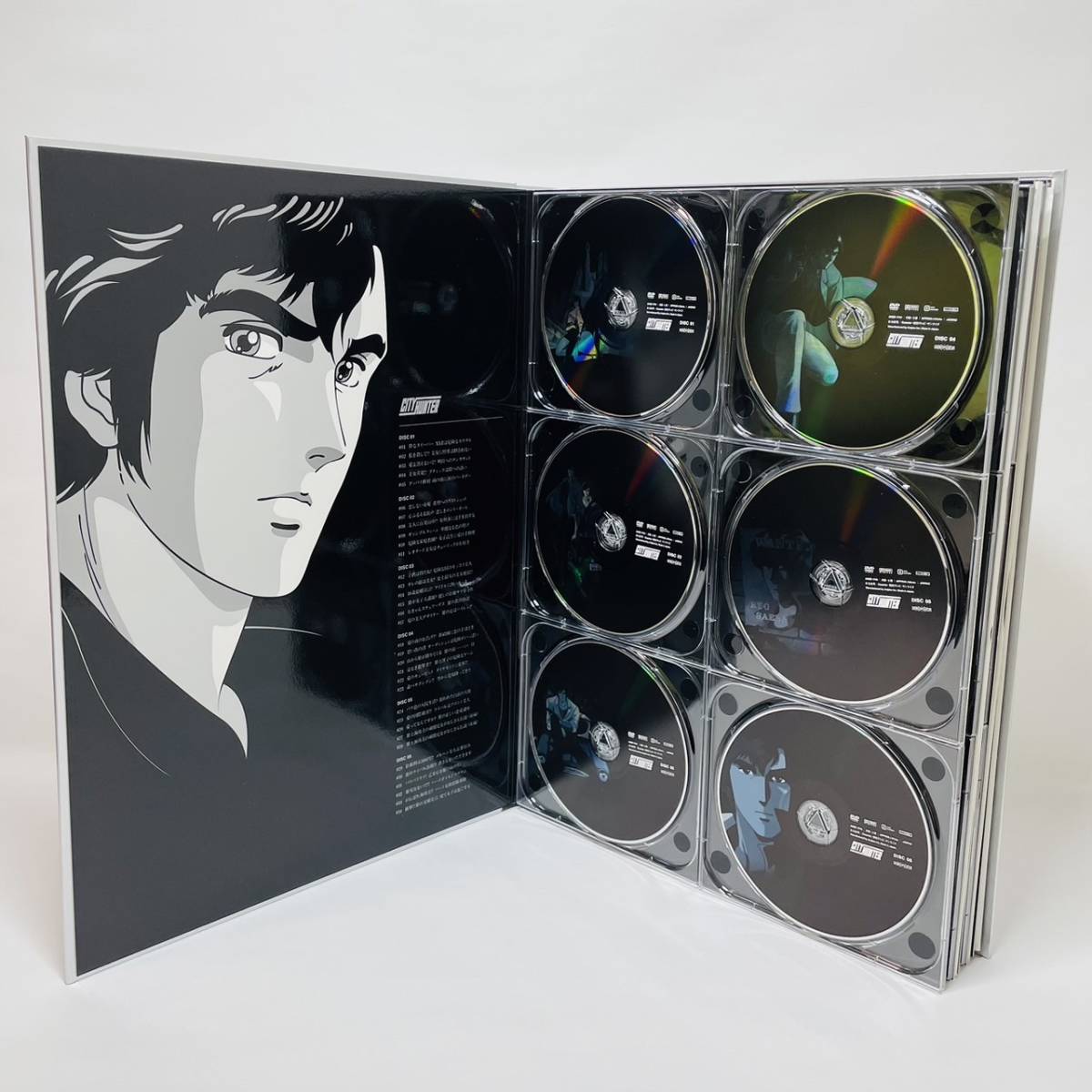 CITY HUNTER COMPLETE DVD-BOX〈完全予約生産限定・32枚組〉 商品细节