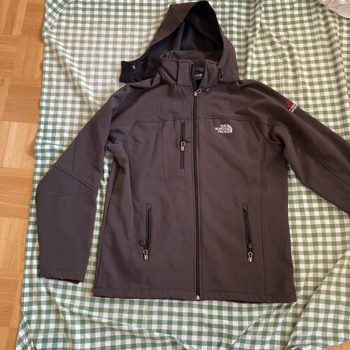 THE NORTH FACE JACKET パーカーフード取り外し可能サイドポケット胸右ポケット付ノースフェイスロゴ入りフライトＬ