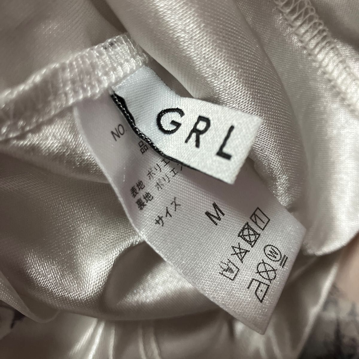 美品 GRL グレイル 花柄フリルボウタイオーガンジーブラウス Mサイズ