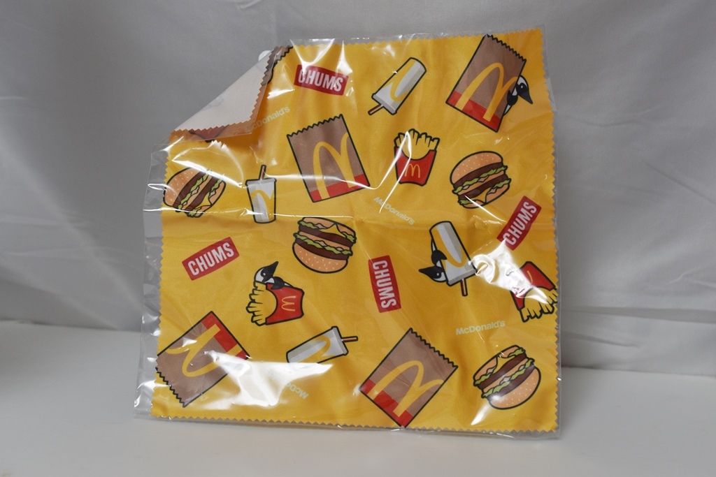 【新品未開封品】CHUMS & McDonald'dクリーナクロス(マクドナルド　2023年福袋） ご覧頂き有難うございます_画像1